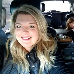 Meet your Posher, Brooke